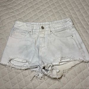 brandy melville shorts size 25